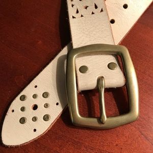 LUCKY BRAND Cream Leather Belt ☘️